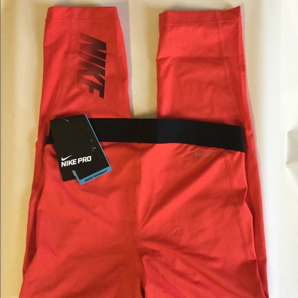 NIKE PRO TRAINING Women’s Pants NWT❤️ - Picture 2 of 8